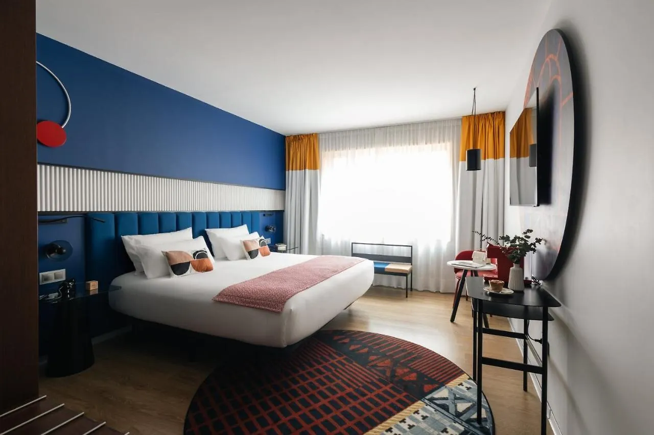 Hotel Indigo Barcelona Granvia Plaza Espana, An Ihg Hotel