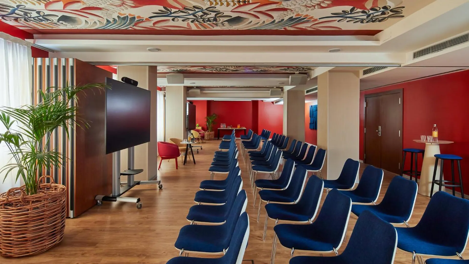 Hotel Indigo Barcelona Granvia Plaza Espana, An Ihg Hotel 4*,  Ισπανία